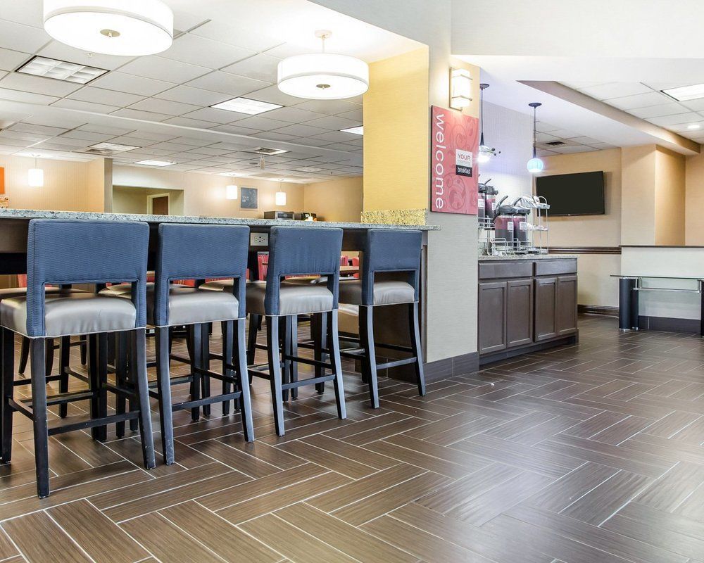 Comfort Suites Springfield Extérieur photo