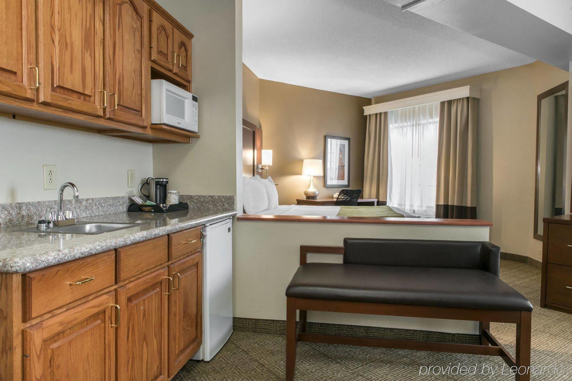 Comfort Suites Springfield Extérieur photo